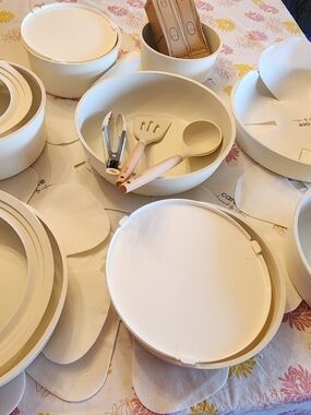Carote 25-Piece Detachable Cookware Set - New
